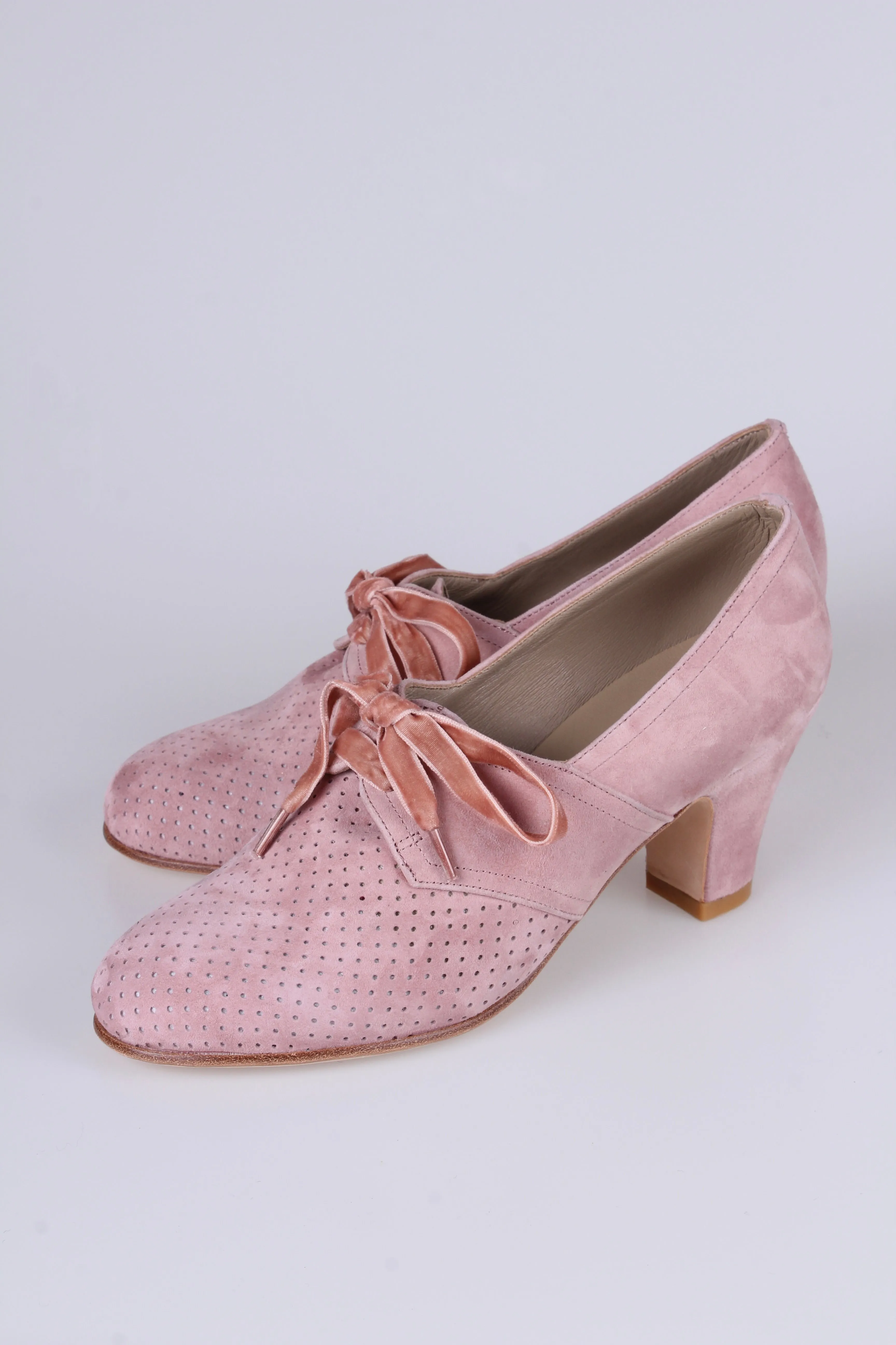 1940'er vintage style pumps i ruskind med snøre - Rosa - Esther