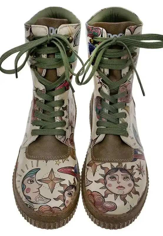 DOGO "Future - Dreams for Dreamers Print" Beige/Multicolour - Short Boot