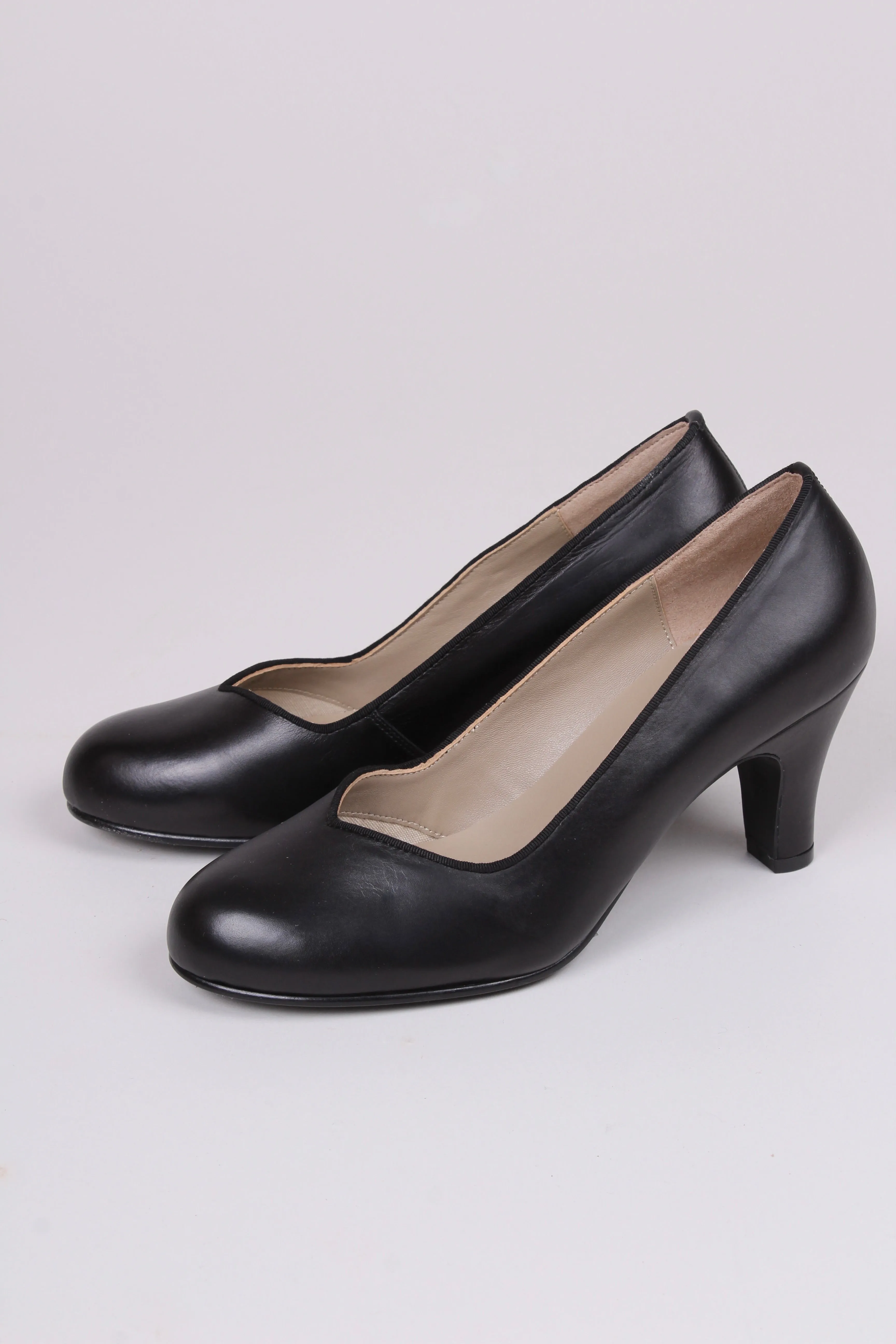 Early 50's pump - vintage style in leather - Black - Julia