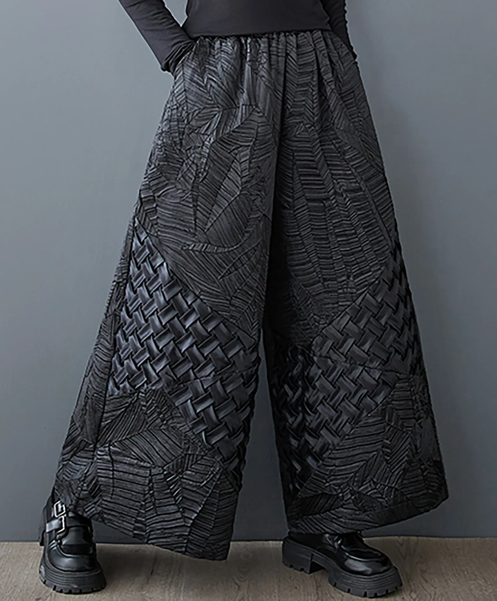 Elastic Textured Wide Leg Pants