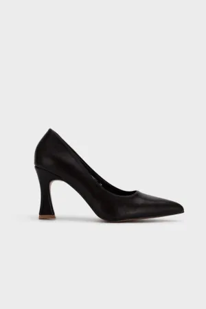 HEELED PUMP