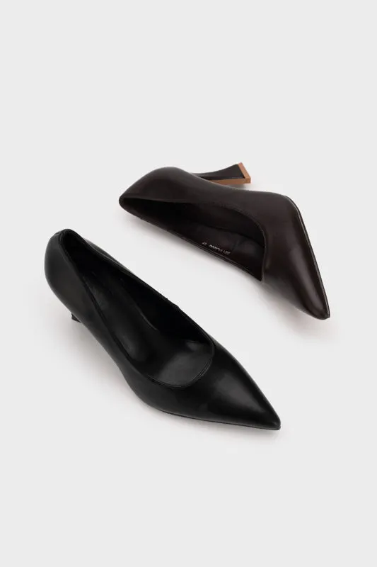HEELED PUMP