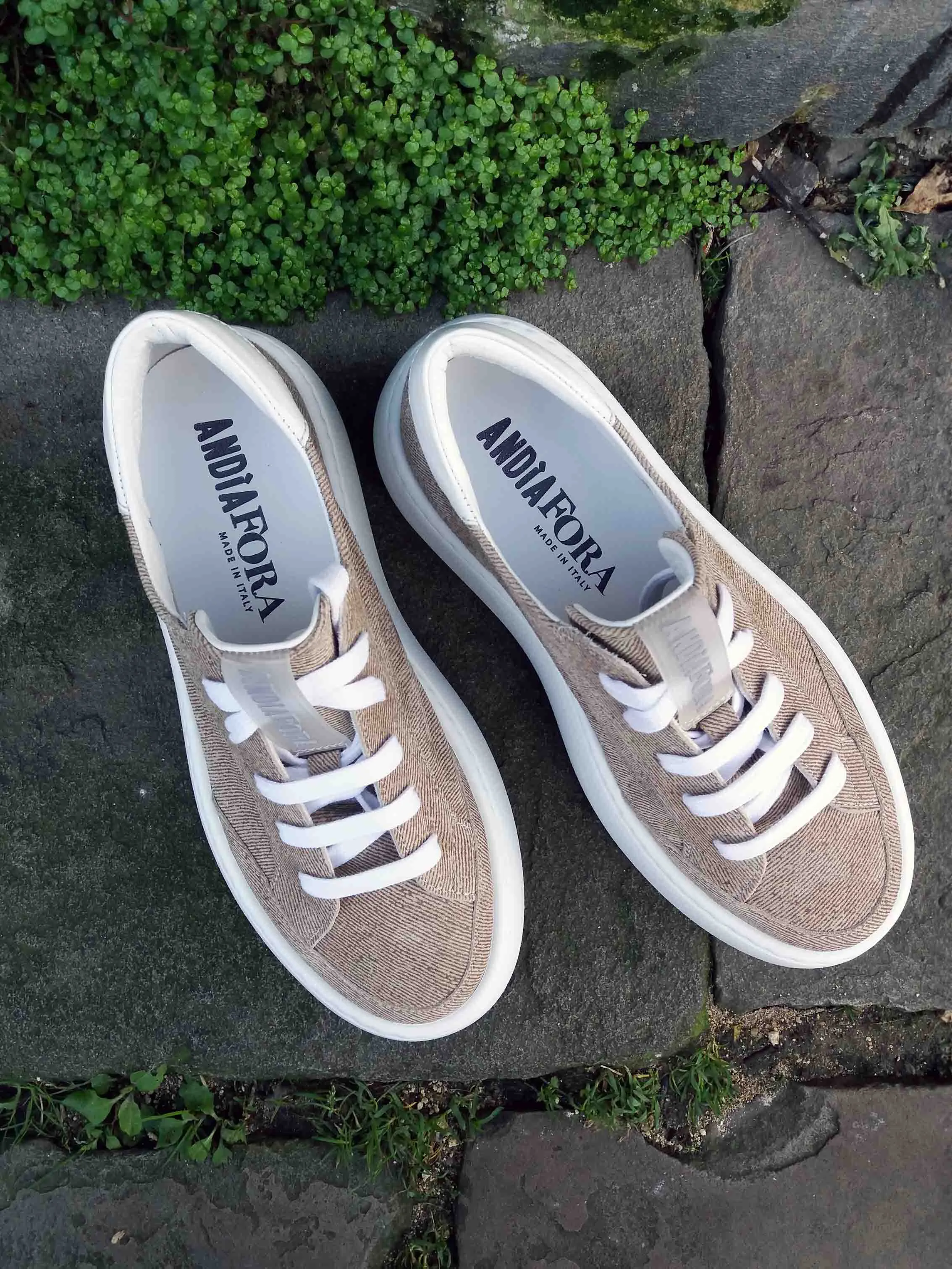 'Izar' Suede-Jeans Lace Up Sneakers - Beige
