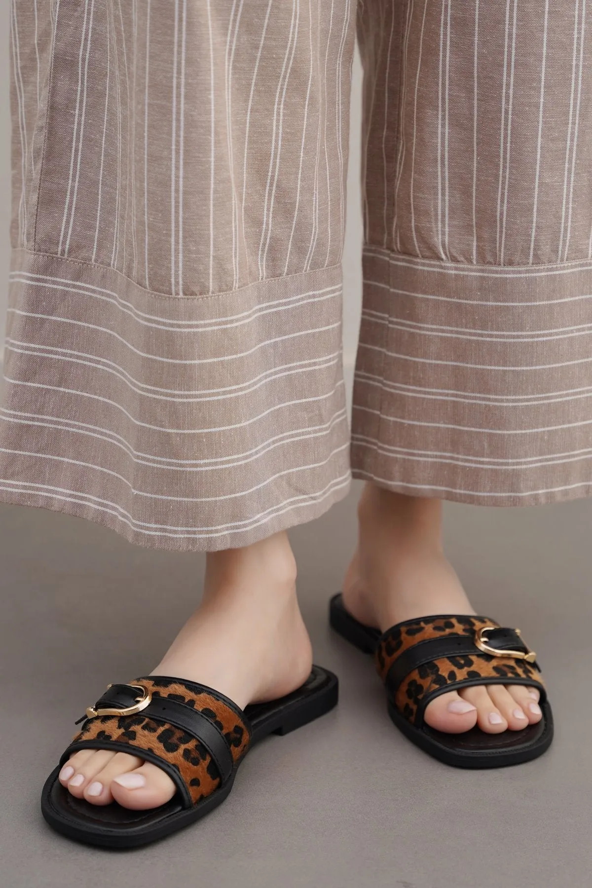 LEOPARD EASY SLIDES