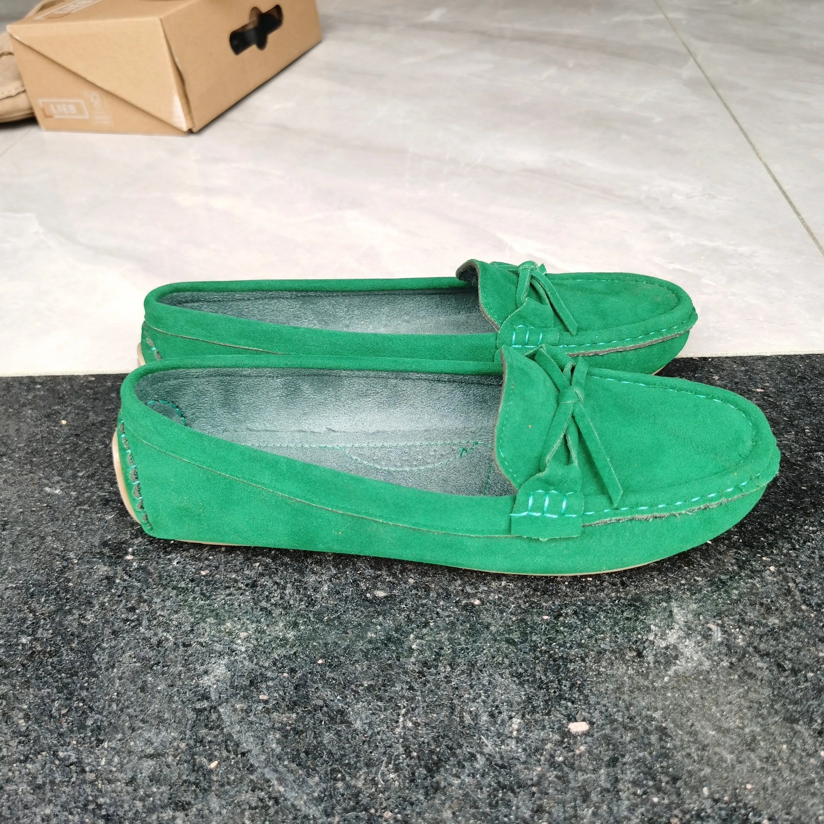 Retro loafers met een lusdetail, ronde tenen slip-on schoenen