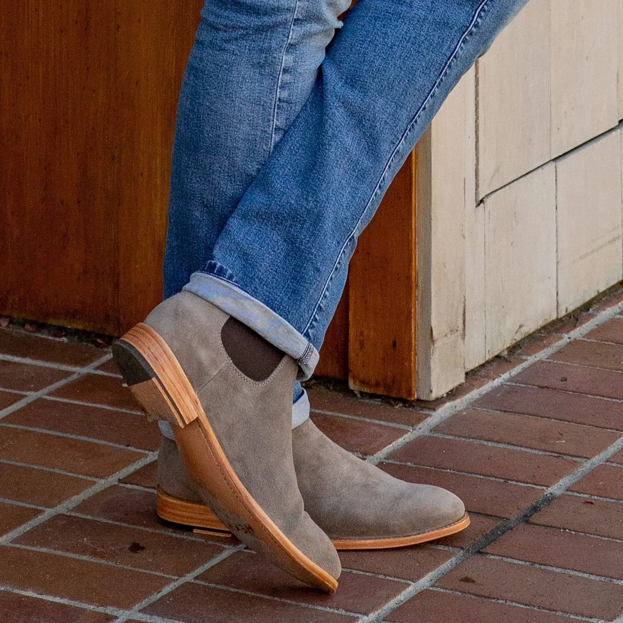 The Dreamer - Concrete Suede
