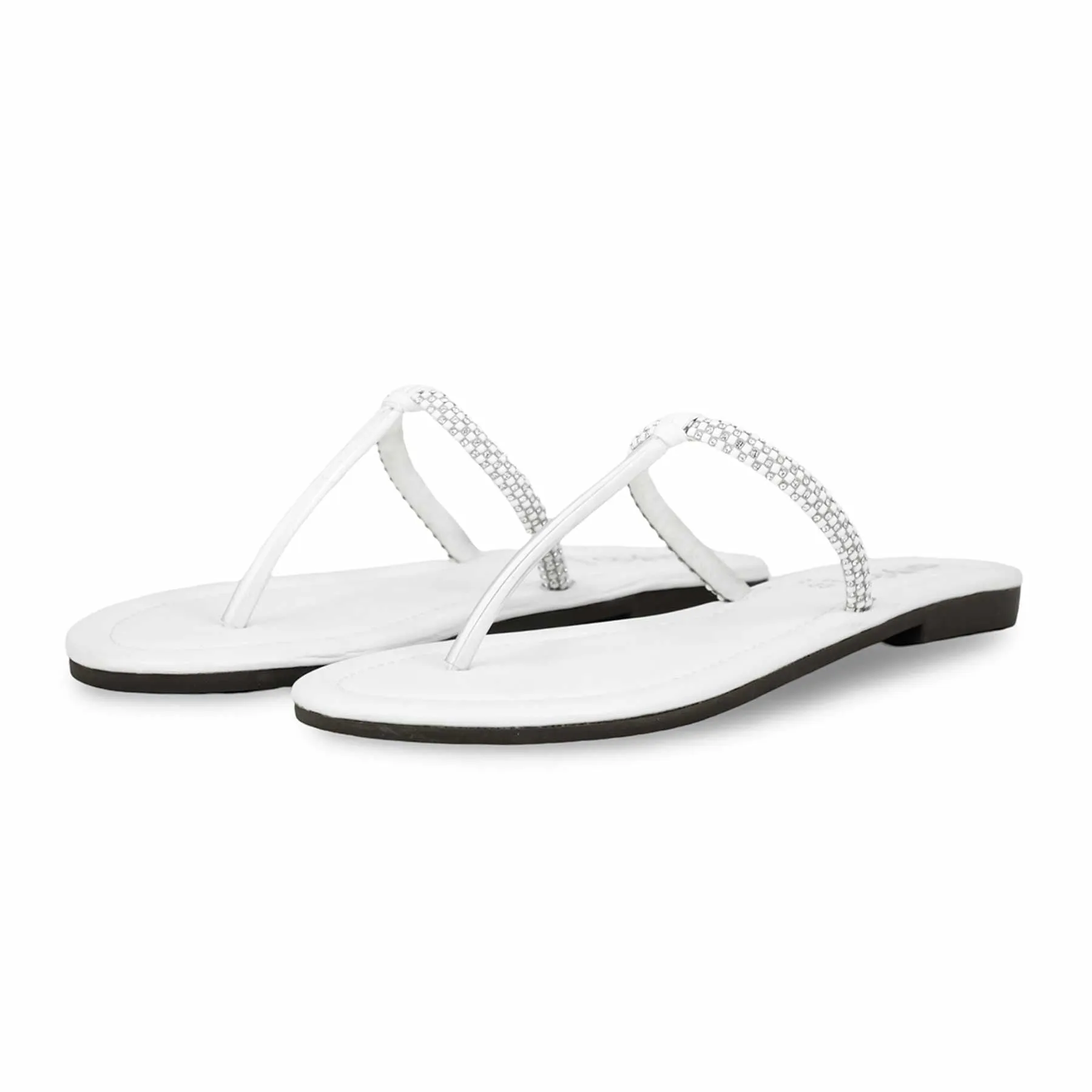 White Casual Chappal CL1891